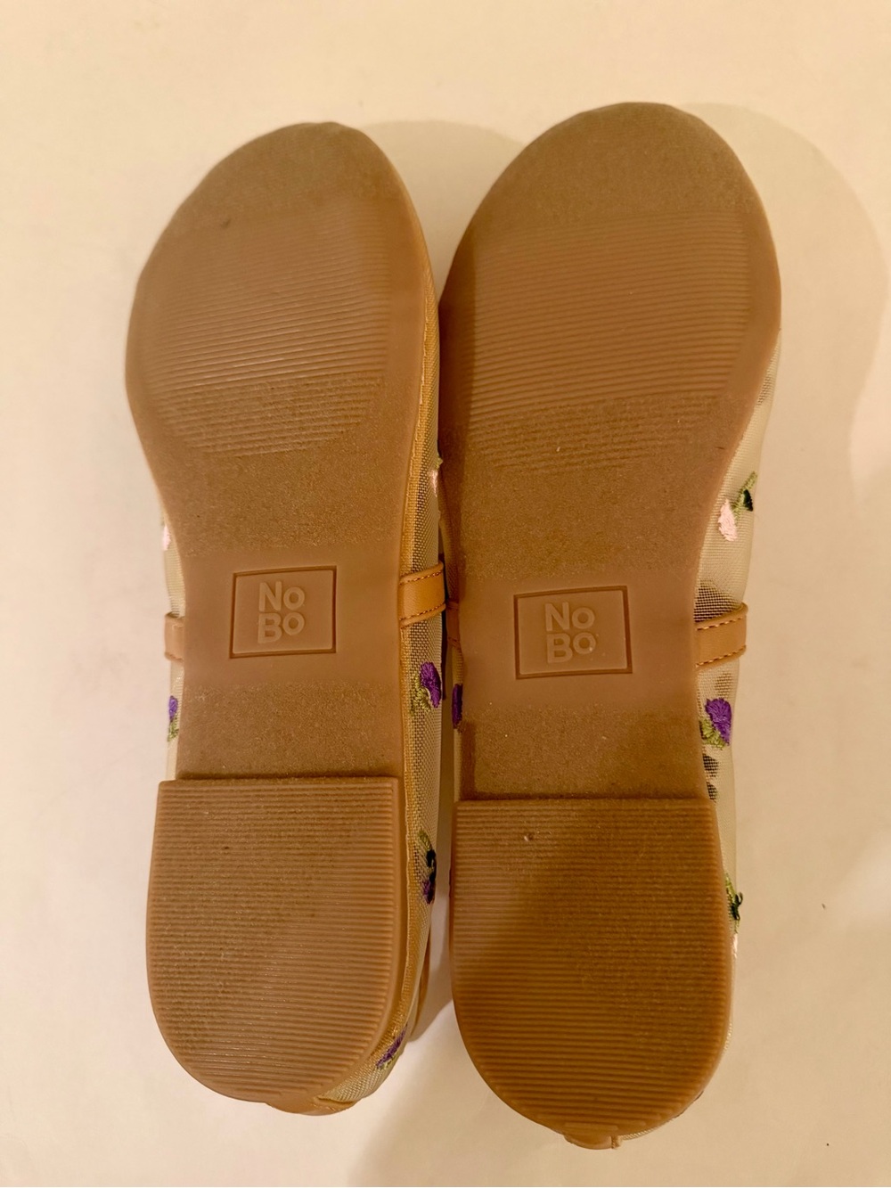 No Boundaries Mary Jane Mesh Flats with Embroidered Purple Flowers, Size 11 - Picture 8 of 8
